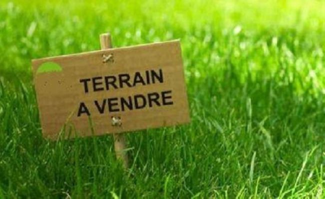 Castres, terrain de 4500 m²