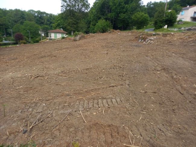 Saint-Salvy, terrain à bâtir de 1150 m²