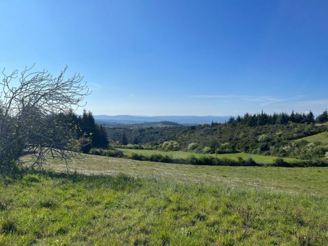 Terrain à bâtir à moins de 10 minutes de Cuxac Cabardès